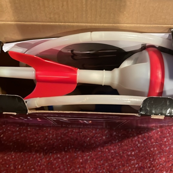 Yard Candy Illuminated Backyard LED Lawn Darts - Picture 3 of 6